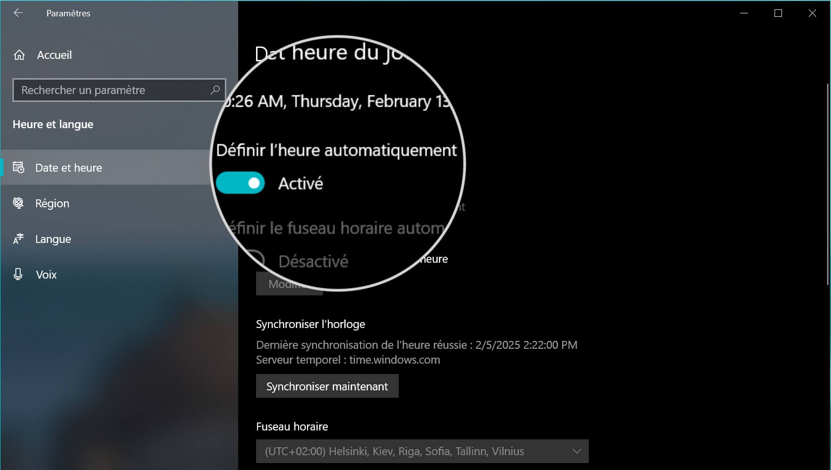 Écran des paramètres de date et d'heure Windows pour définir ou synchroniser manuellement l'horloge système afin de résoudre ERR_BAD_SSL_CLIENT_AUTH_CERT.