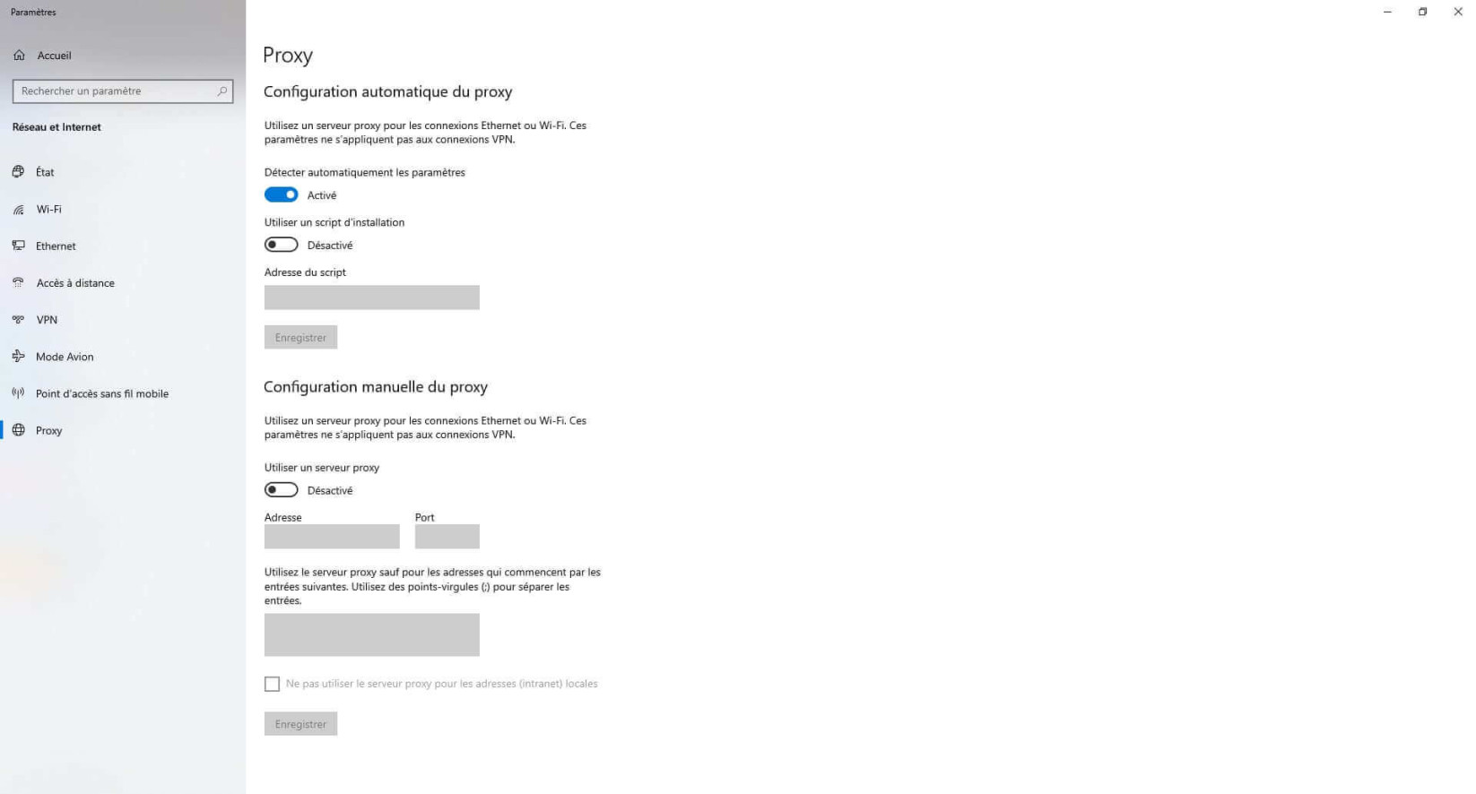 Écran des paramètres du proxy réseau sous Windows. Comprend des sections pour la configuration automatique du proxy avec des options pour détecter automatiquement les paramètres ou utiliser un script de configuration, et la configuration manuelle du proxy avec des champs pour l'adresse et le port.